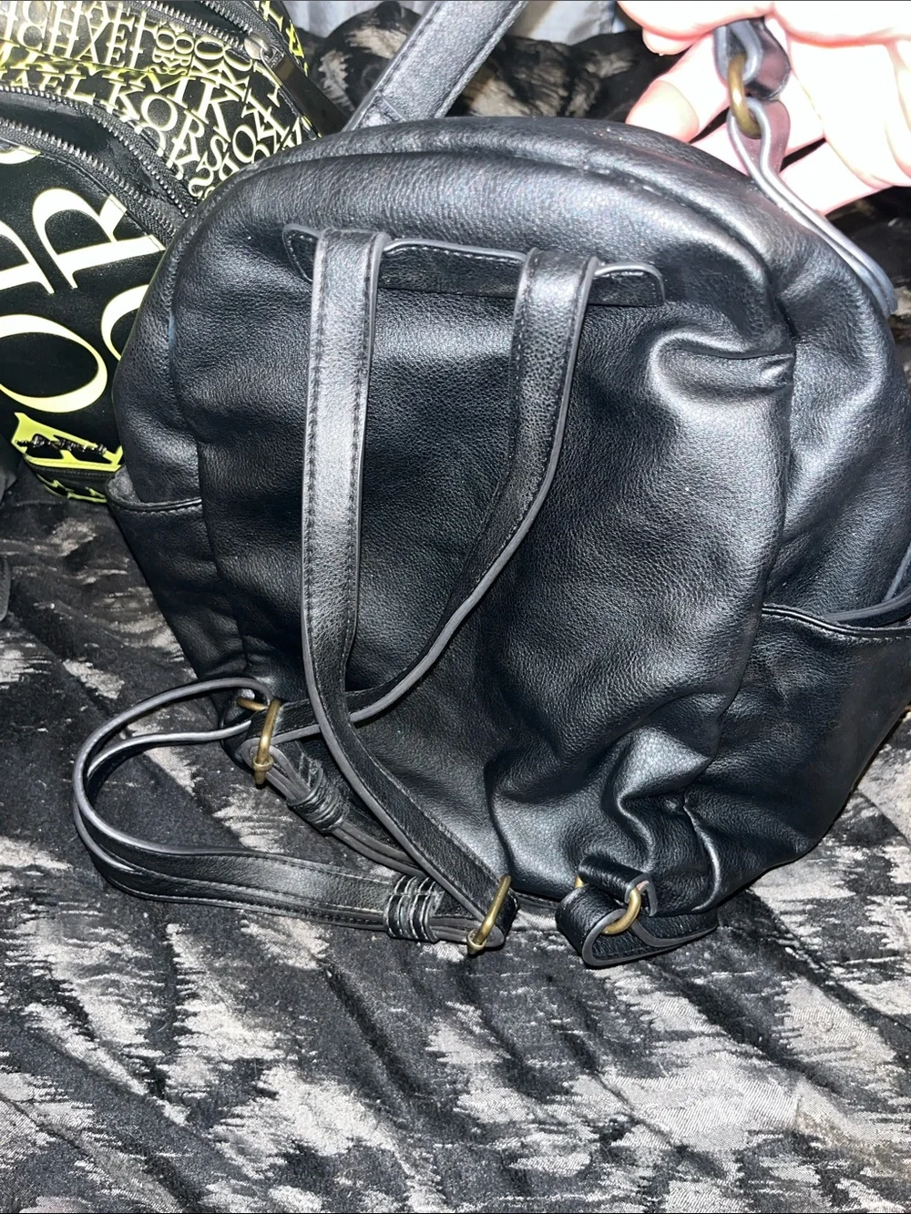 Style & Co. compact black